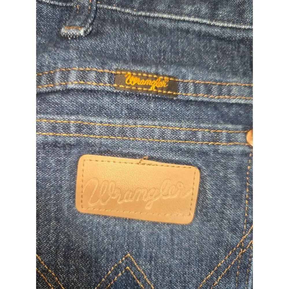 Wrangler Gold Tab/Leather Patch Size 31 x 38 Men's Jeans - NWOT - 23